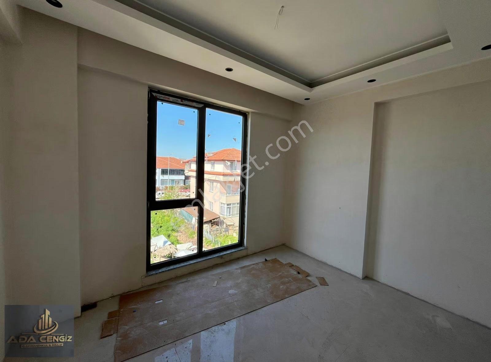 Serdivanda Site İçerisinde 170 M2 Bahçe Kullanımlı 3+1 Daire - Görsel 24