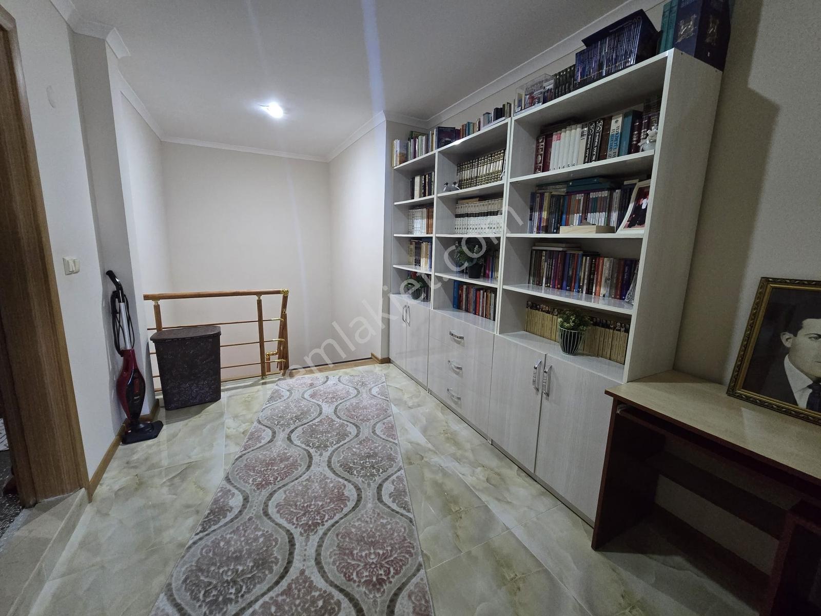Tırpan'dan Halitpaşa'da Site İçi 5+1deniz Manzaralı Dublex Daire - Görsel 29