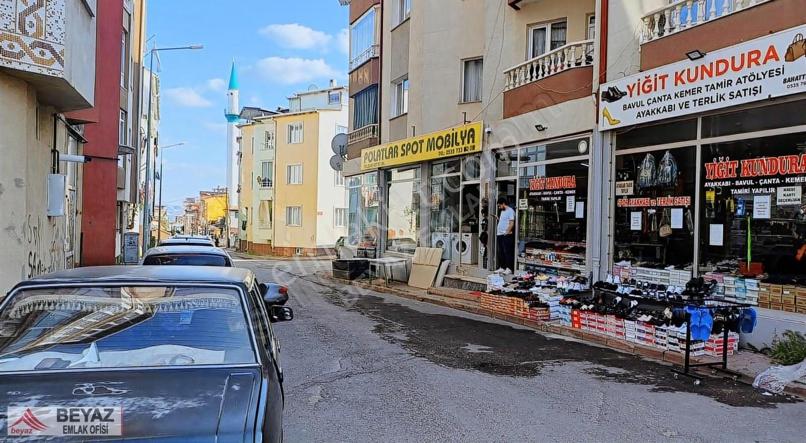 Beyaz Emlak'tan Hayri Sığırcı Cad.arada Dükkan Satılık - Görsel 3