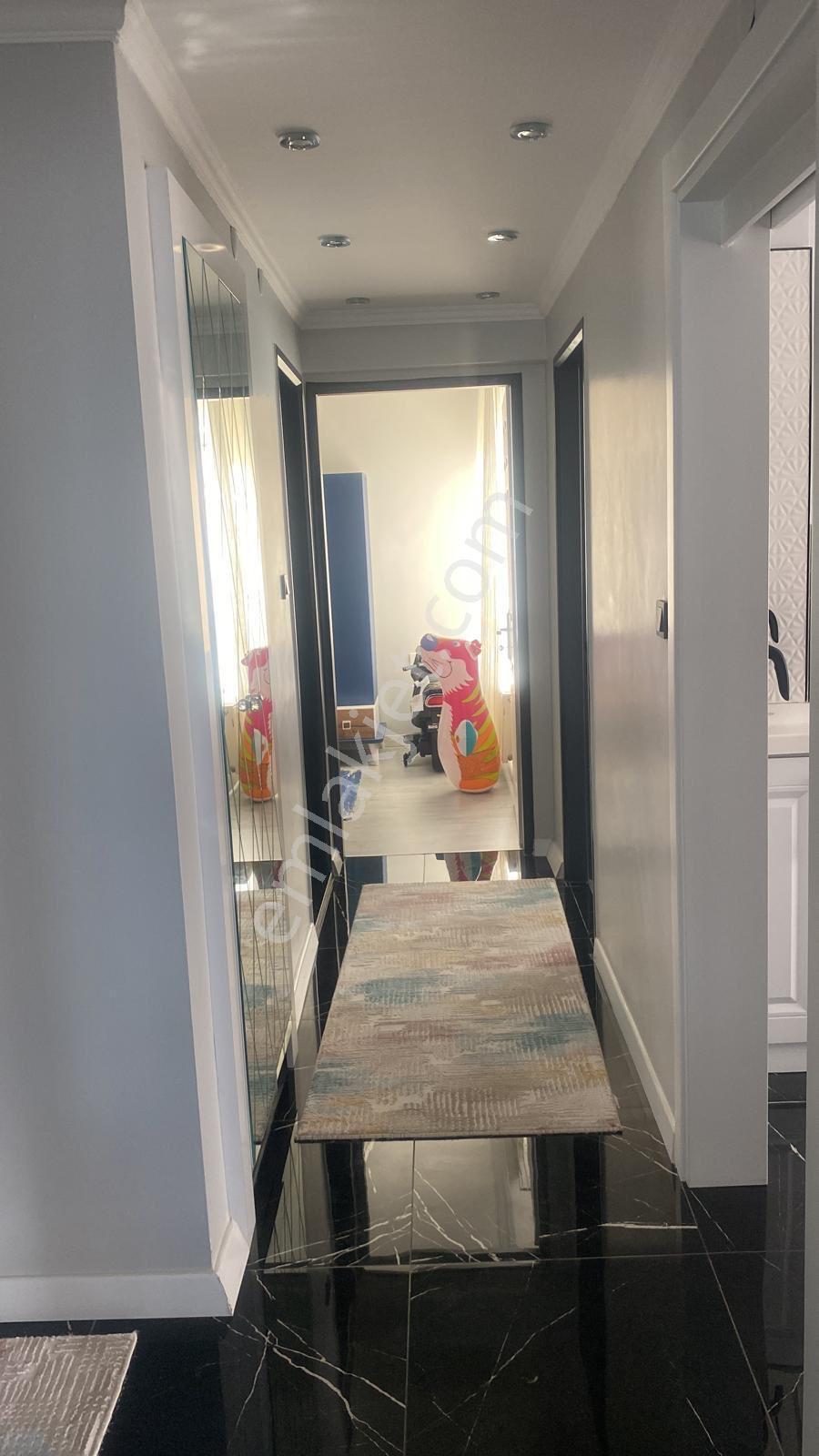 Uncubozköy Mahallesinde Satılık Site İçi 3+1 Daire - Görsel 7