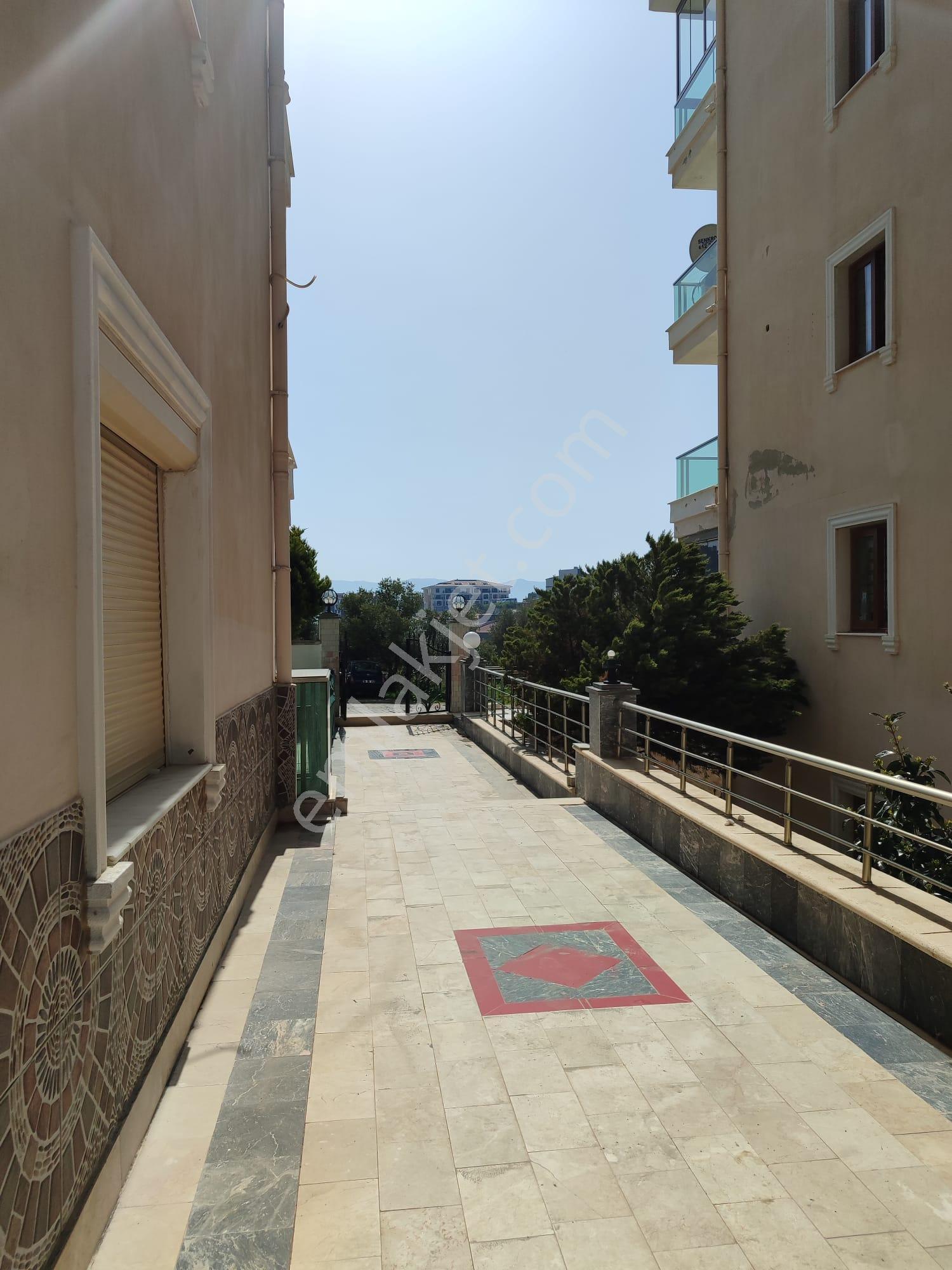 Kuşadası Değirmenderede Full Deniz Manzaralı 2+1 Kiralık Daire - Görsel 12