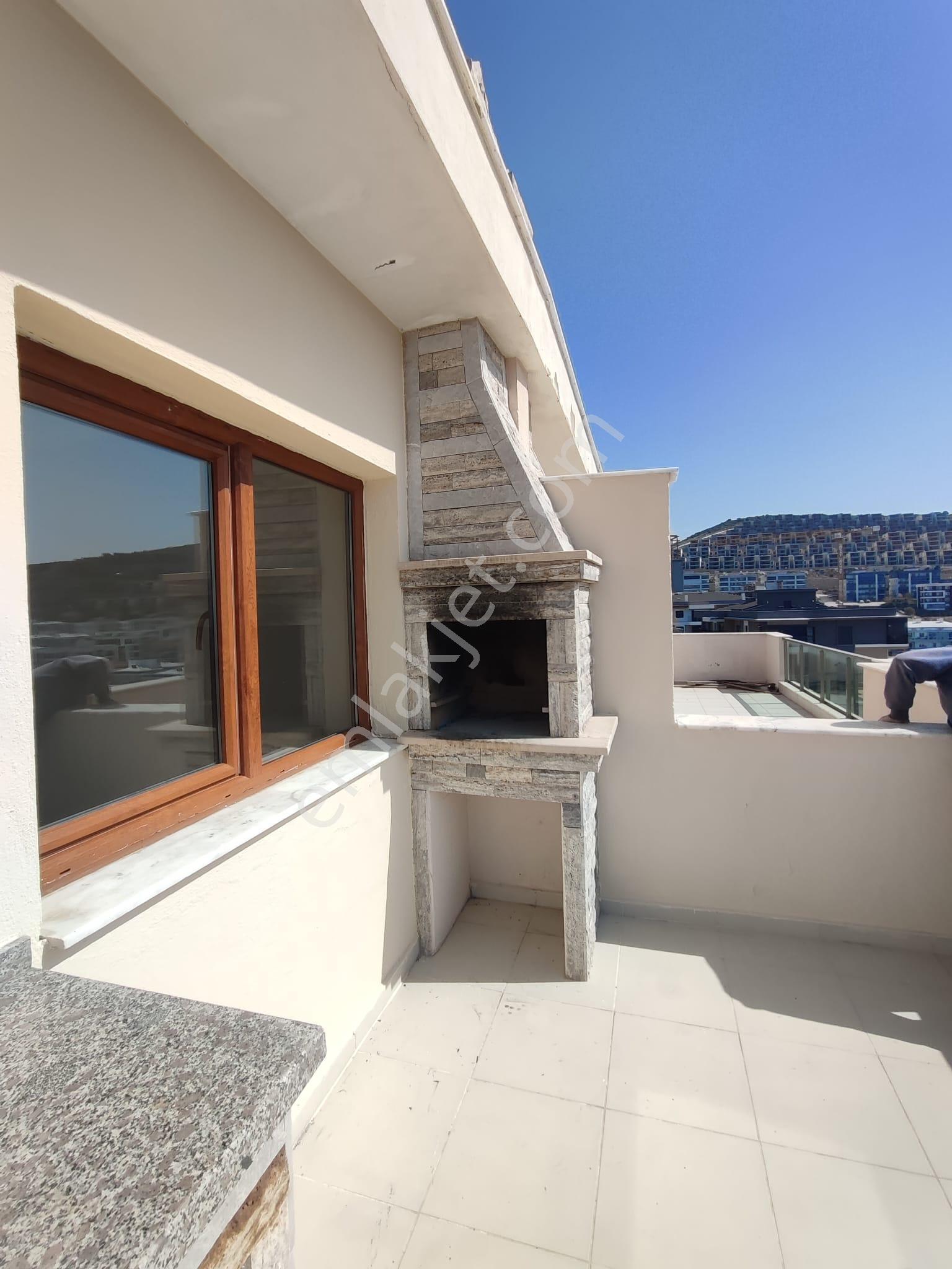 Kuşadası Değirmenderede Full Deniz Manzaralı 2+1 Kiralık Daire - Görsel 3
