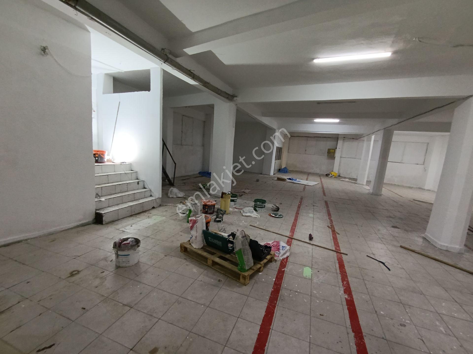 Kiralık Cumhuriyet Mah.350 M2 Depo Ve Tekstile Uygun Masrafsız - Görsel 17