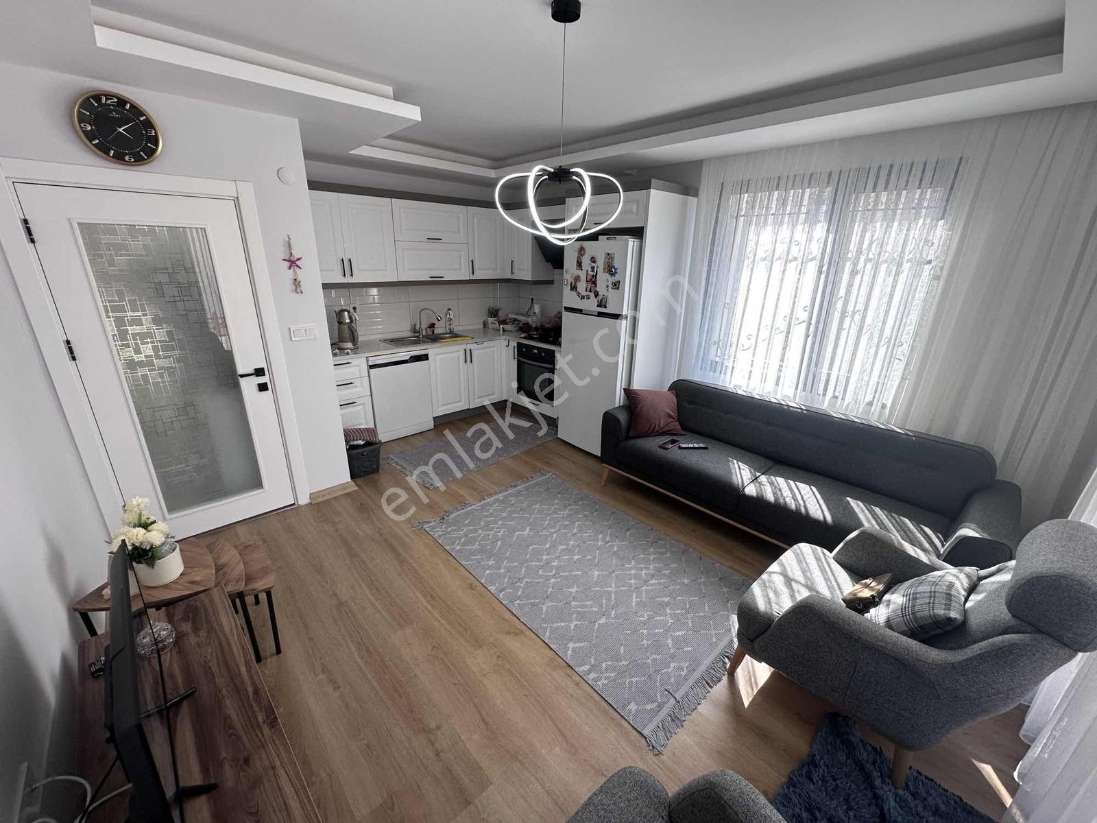 Onmax Burhaniye Pelitköy Sahil Denize Mt Satılık 2+1 Yazlık - Görsel 11