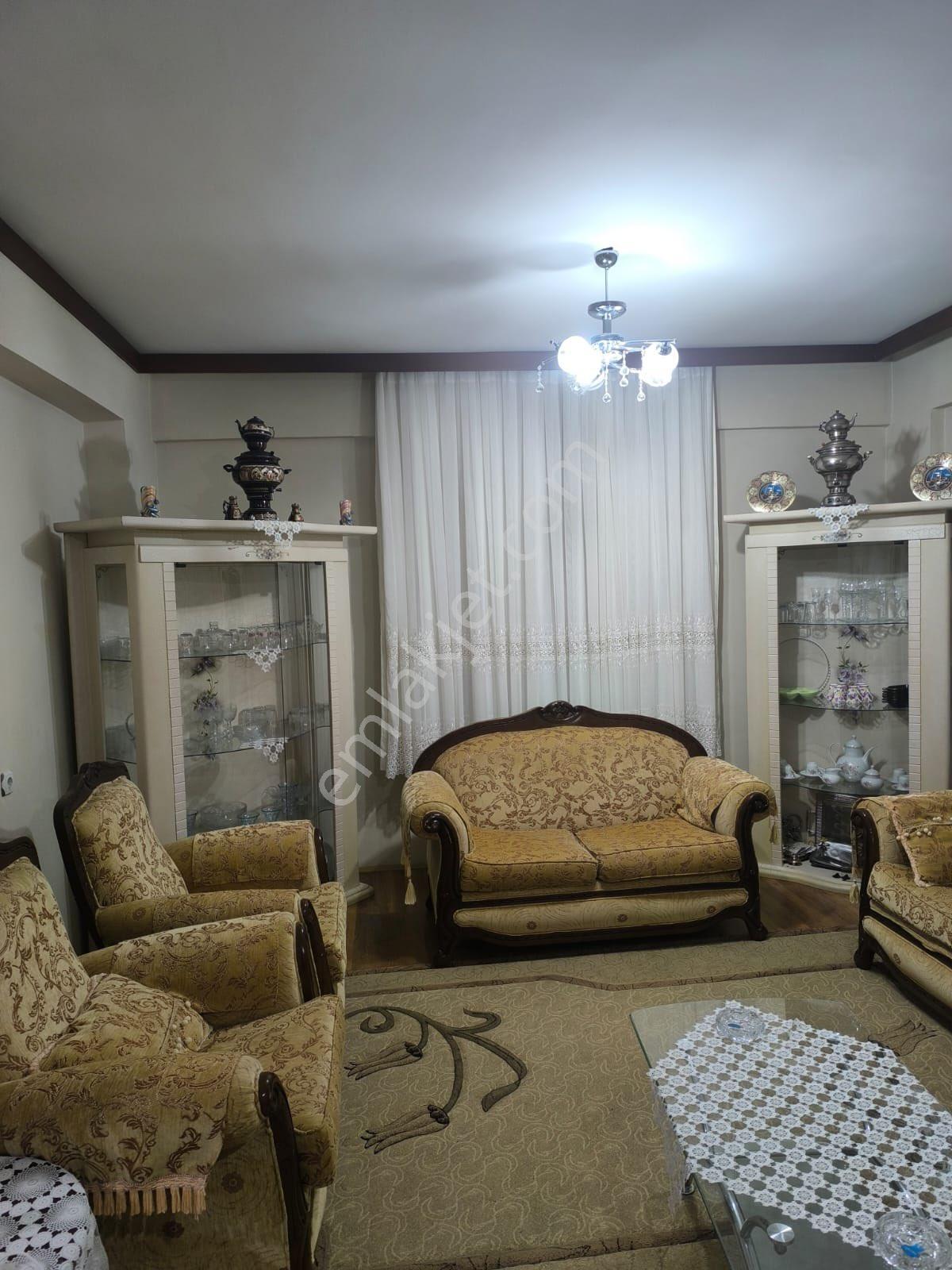 Hüsamettin Çelebi Mahallesi 3+1 Kiralık Daire - Görsel 4