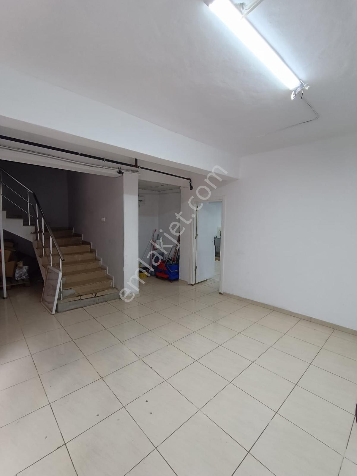 Saadet Caddesi Adalet Sarayına Komşu Kiracılı Satılık Dükkan - Görsel 9