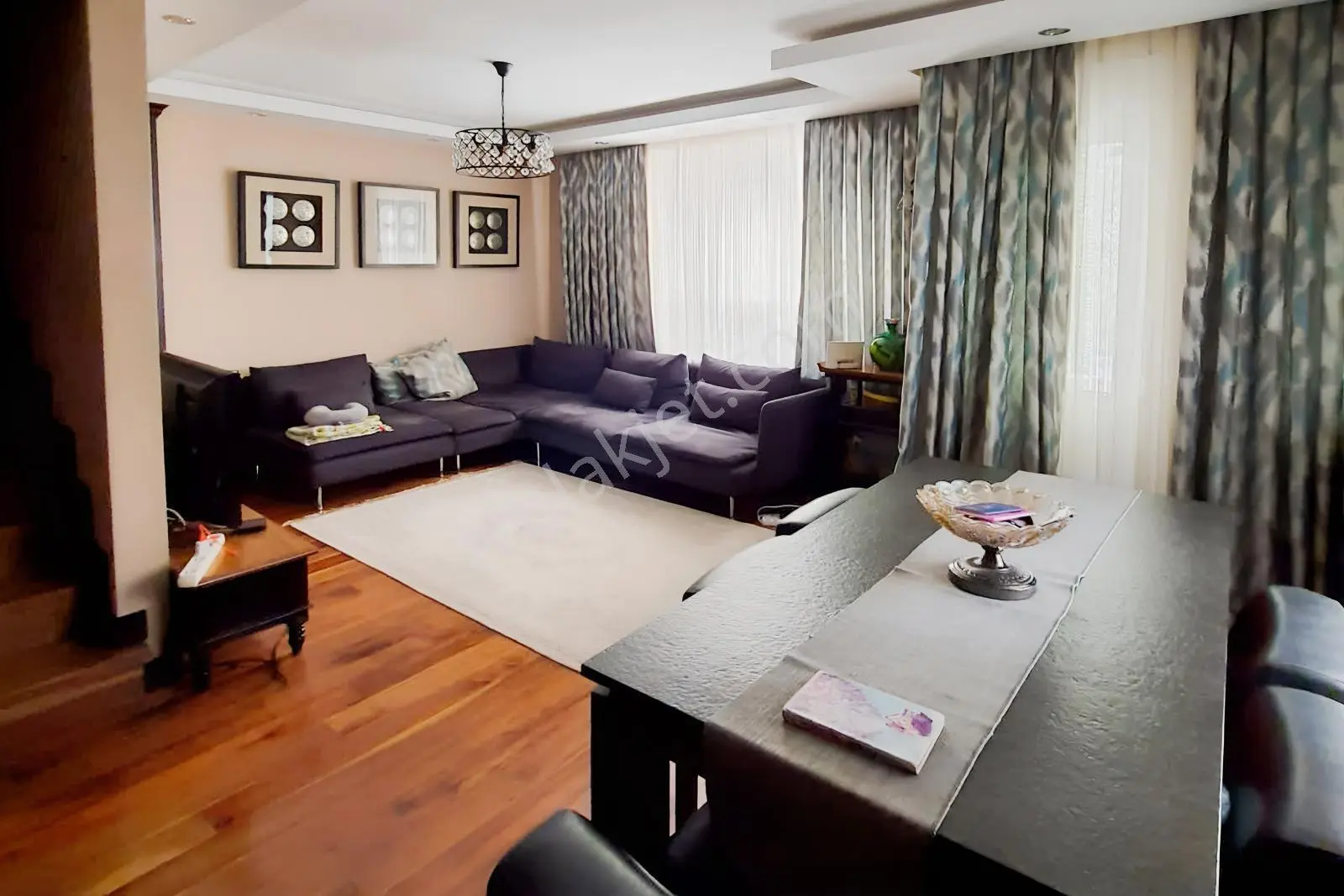 Barınaklar Larada Havuzlu 5+1 Müstakil Villa - Görsel 2