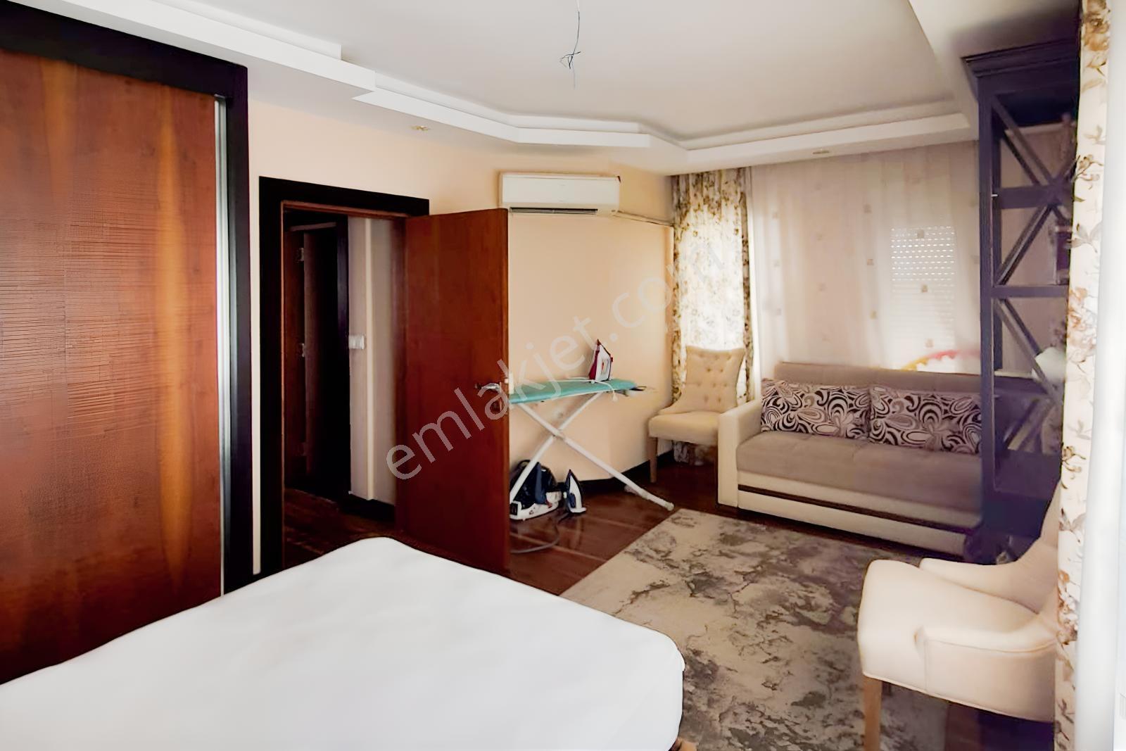 Barınaklar Larada Havuzlu 5+1 Müstakil Villa - Görsel 19