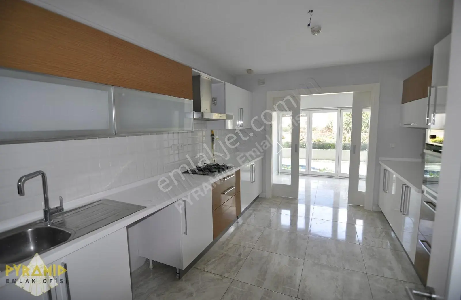 Pyramıd'den Vadişehir 1.etap Bahçe Kullanımlı (215m2)lüx 4+1 - Görsel 3