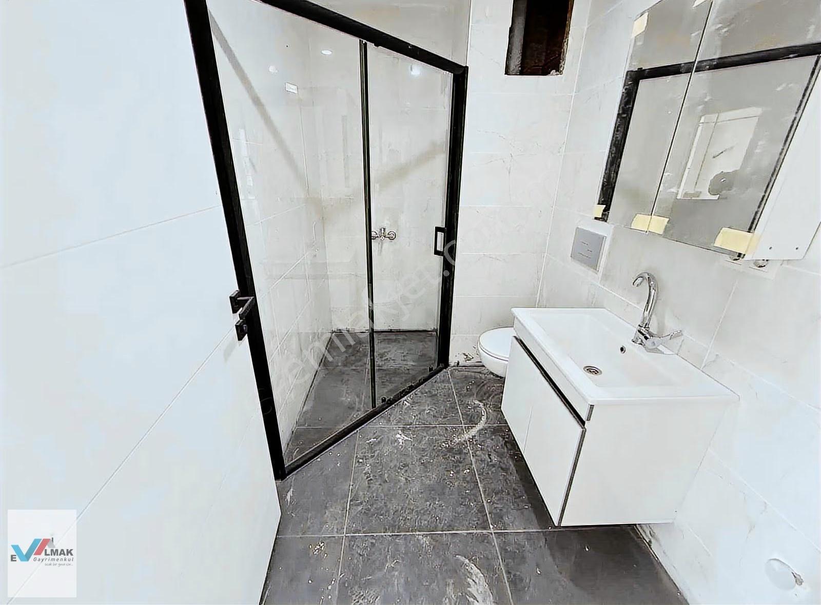 Evalmak'ta Site İçi 1+1(80m2) Asansörlü Otoparklı Daire - Görsel 5