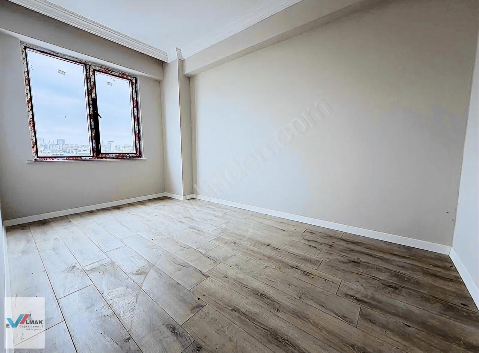 Evalmak'ta Site İçi 1+1(80m2) Asansörlü Otoparklı Daire - Görsel 2