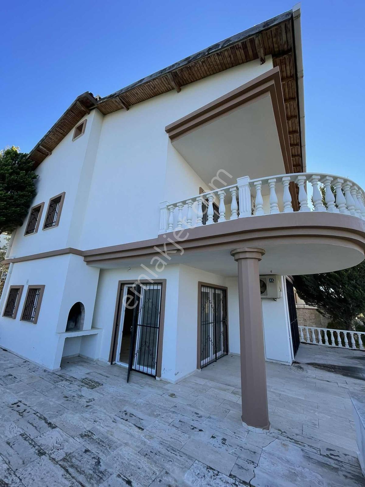 Kuşturda Deniz Manzaralı M2 Büyük Satılık Villa 5+2 Marinaya 1dk - Görsel 26