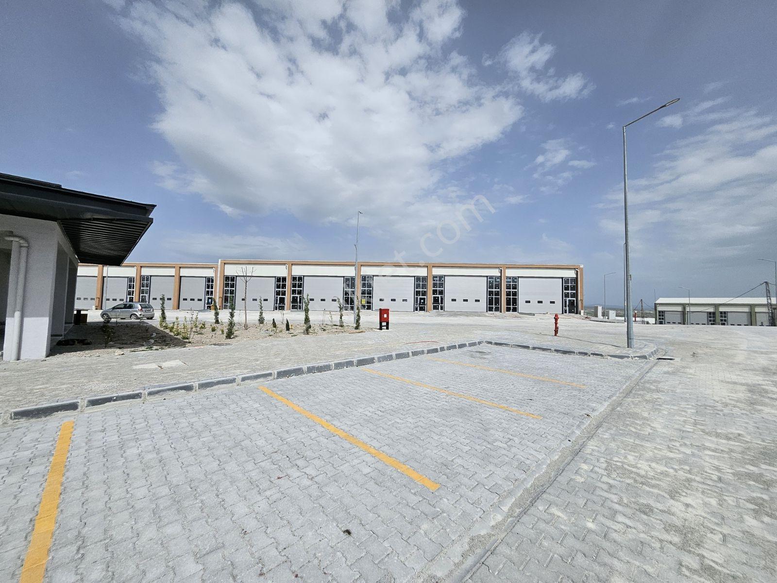 Fabrika Sanayi Dükkanı-resmi Tapu Devir-453m2 Muhteşem Lokasyon - Görsel 3