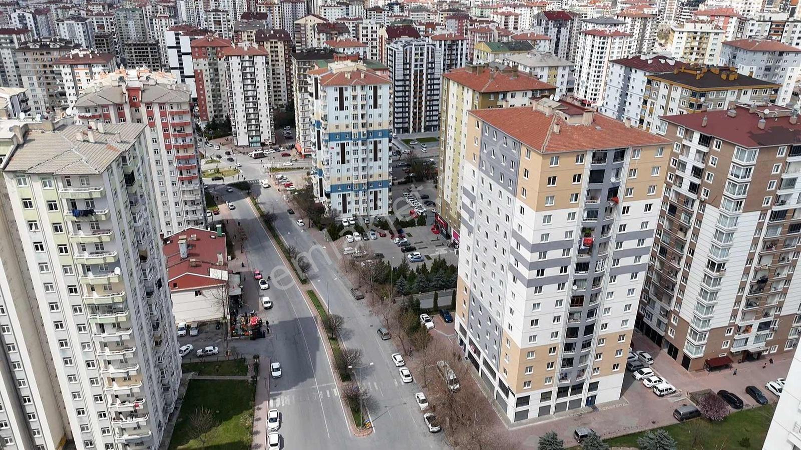 Talas Mevlana Mh. Cadde Üstü Muhteşem Lokasyon 3+1 Satılık Daire