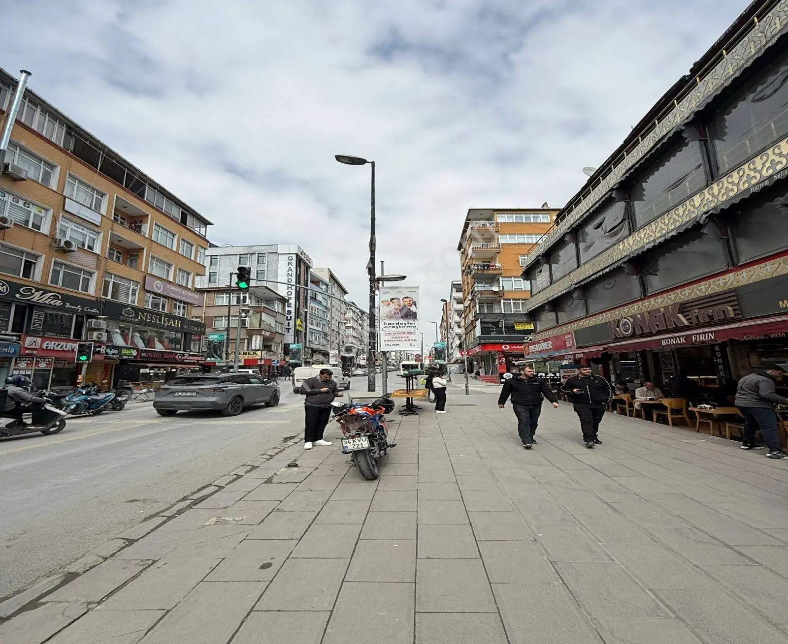 Merkezi Konumda Şirinevlerde 4+1 125m2 Daire - Görsel 21