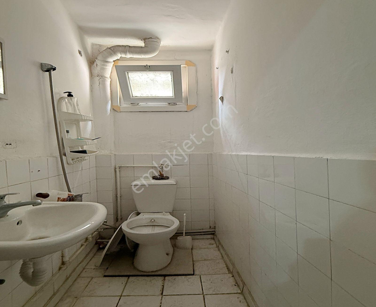 Merkezi Konumda Şirinevlerde 4+1 125m2 Daire - Görsel 19