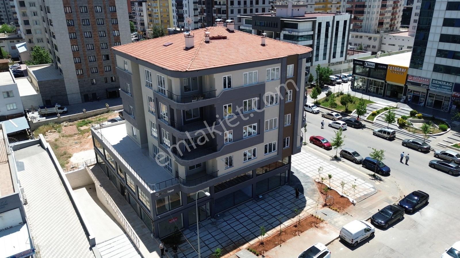 Z Group'dan Yeni Valilik Binası Karşısı 2+1 Sıfır Daire - Görsel 32