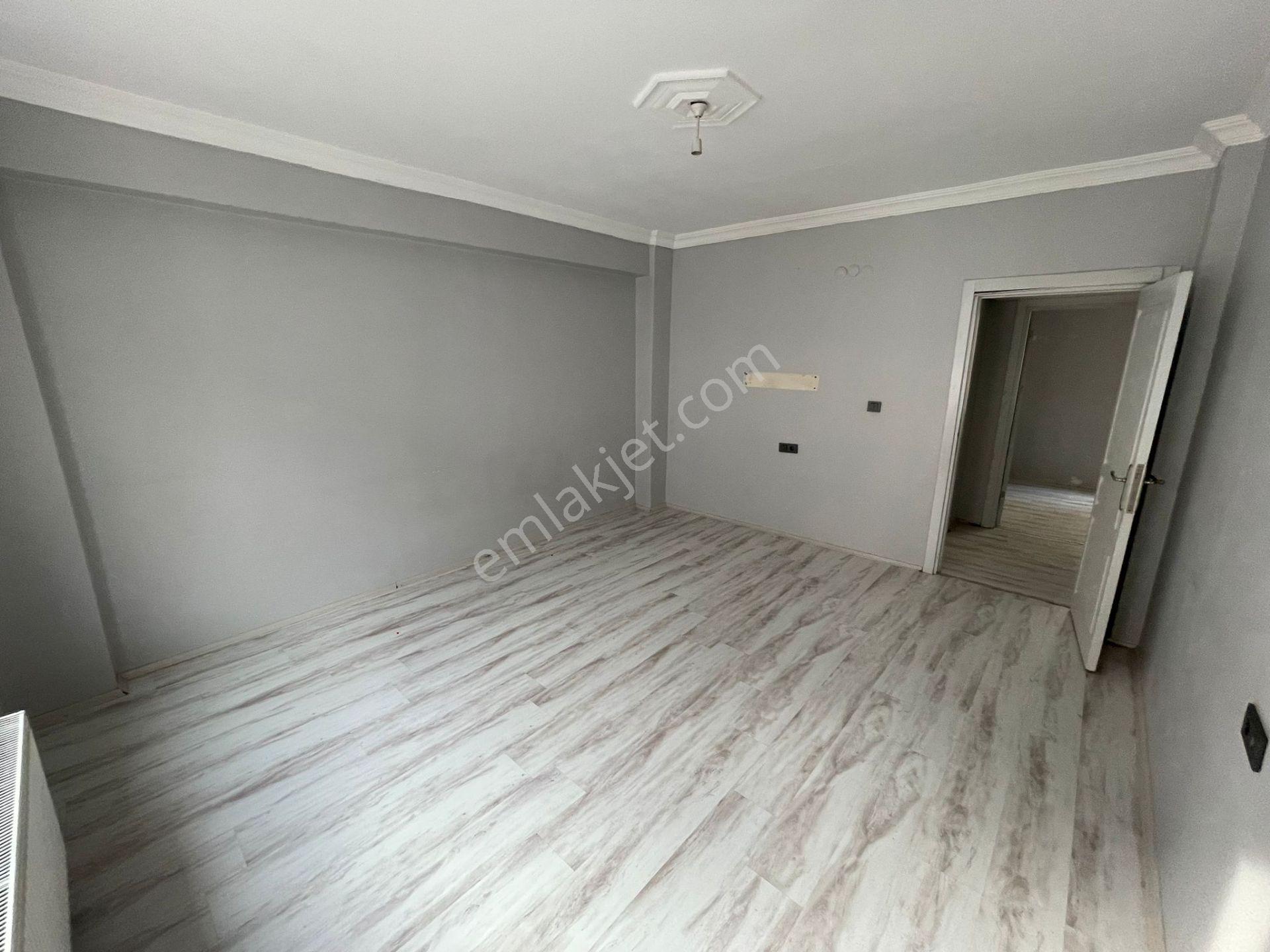 Merkezi Konumda Ara Kat Güney Cephe Kombili 2+1 Temiz Daire - Görsel 22