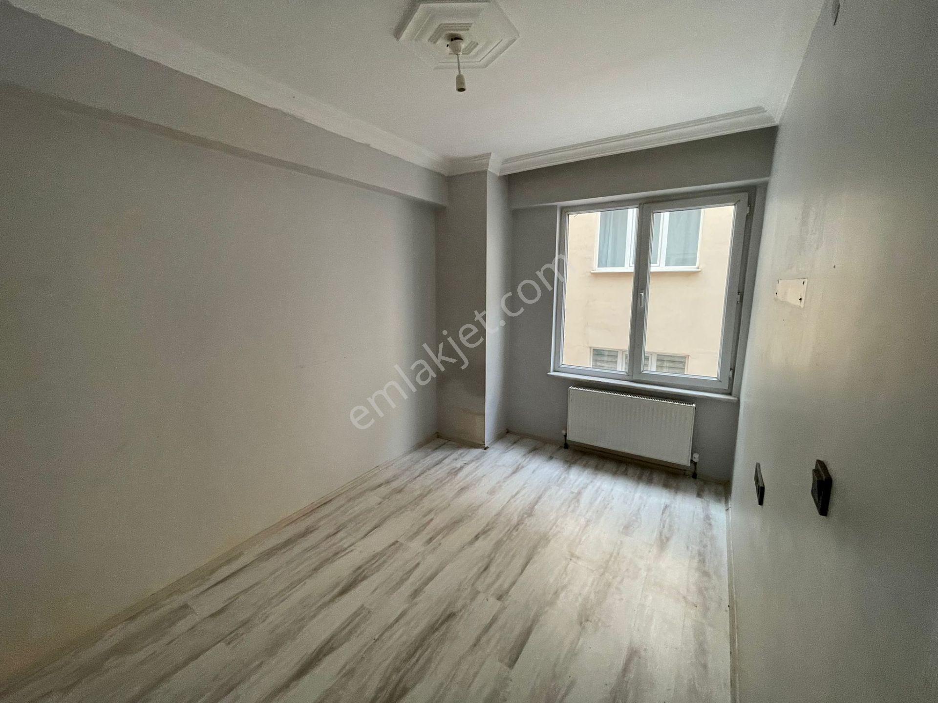 Merkezi Konumda Ara Kat Güney Cephe Kombili 2+1 Temiz Daire - Görsel 19