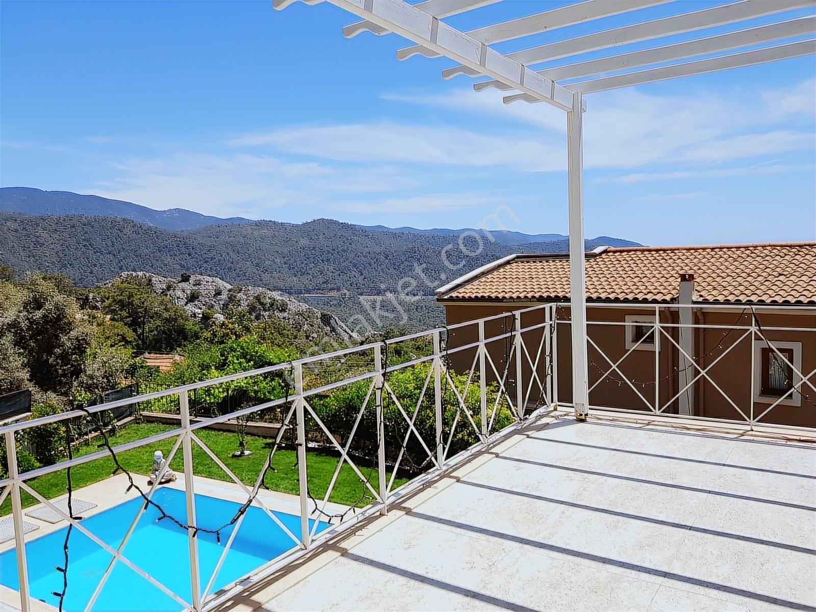Marmaris Gökbel Deniz Manzaralı Havuzlu Kiralık Lüks Villa - Görsel 16