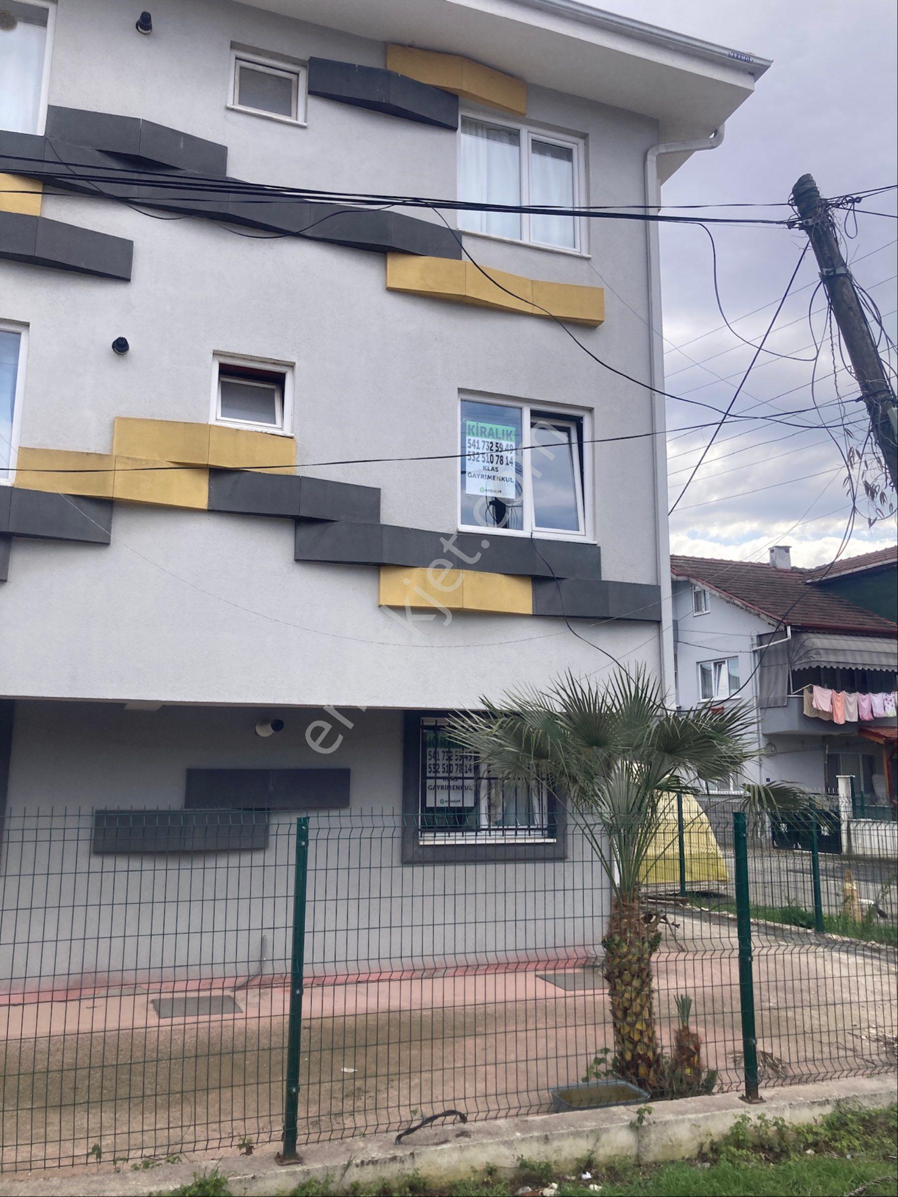 Serdivan Merkezi Konumda Temiz Eşyalı 2+1 Apart Daire - Görsel 7