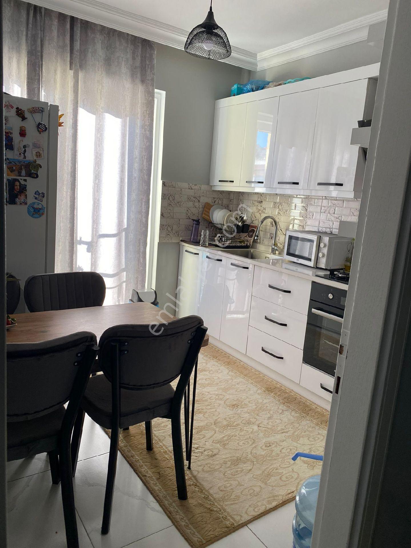 Muratpaşa Konuksever Mahallesi’nde Yenilenmiş, Masrafsız , Krediye Uygun 2+1 Satılık Daire - Görsel 2