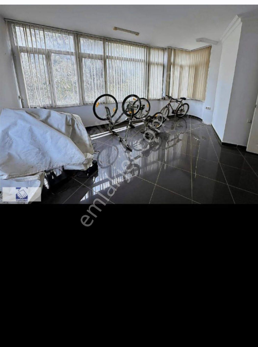 Antalya Caddesinde Ana Caddede Geniş Temiz 1+1 Ofis&büro - Görsel 9
