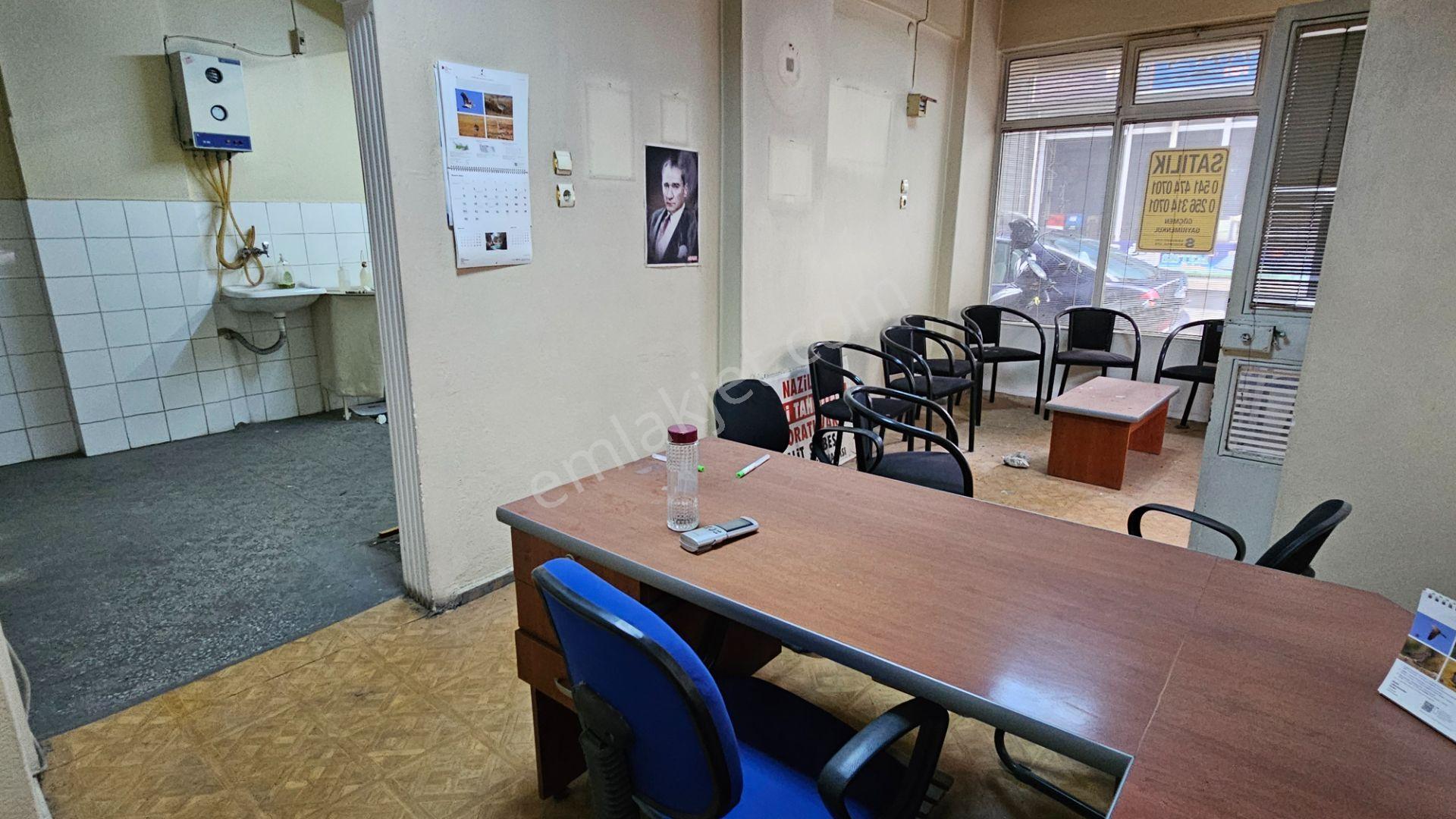 Göçmen Gayrimenkul'den Altıntaş Mah.cadde Üzeri Kiralık Dükkan - Görsel 13