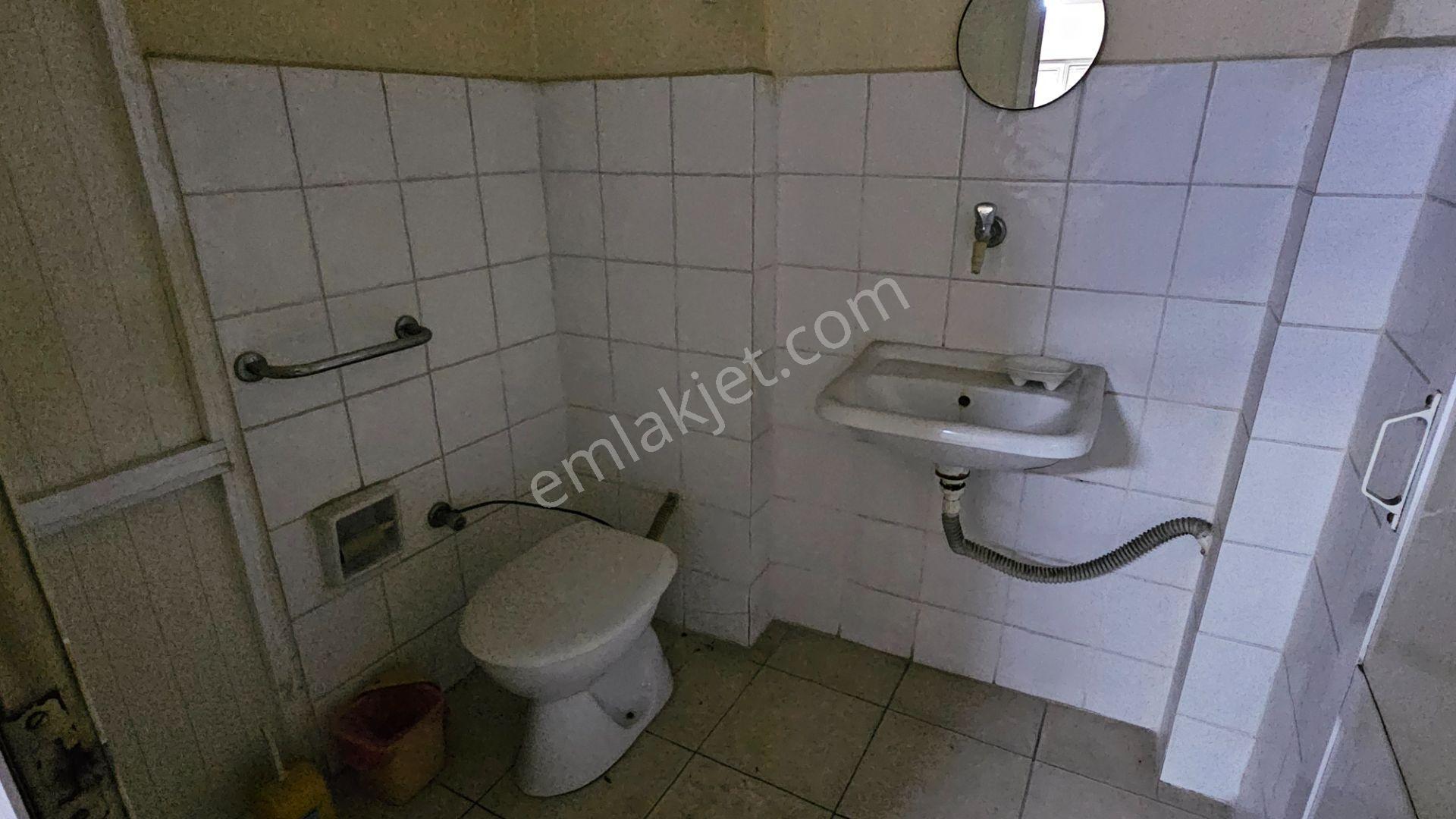 Göçmen Gayrimenkul'den Altıntaş Mah.cadde Üzeri Kiralık Dükkan - Görsel 10