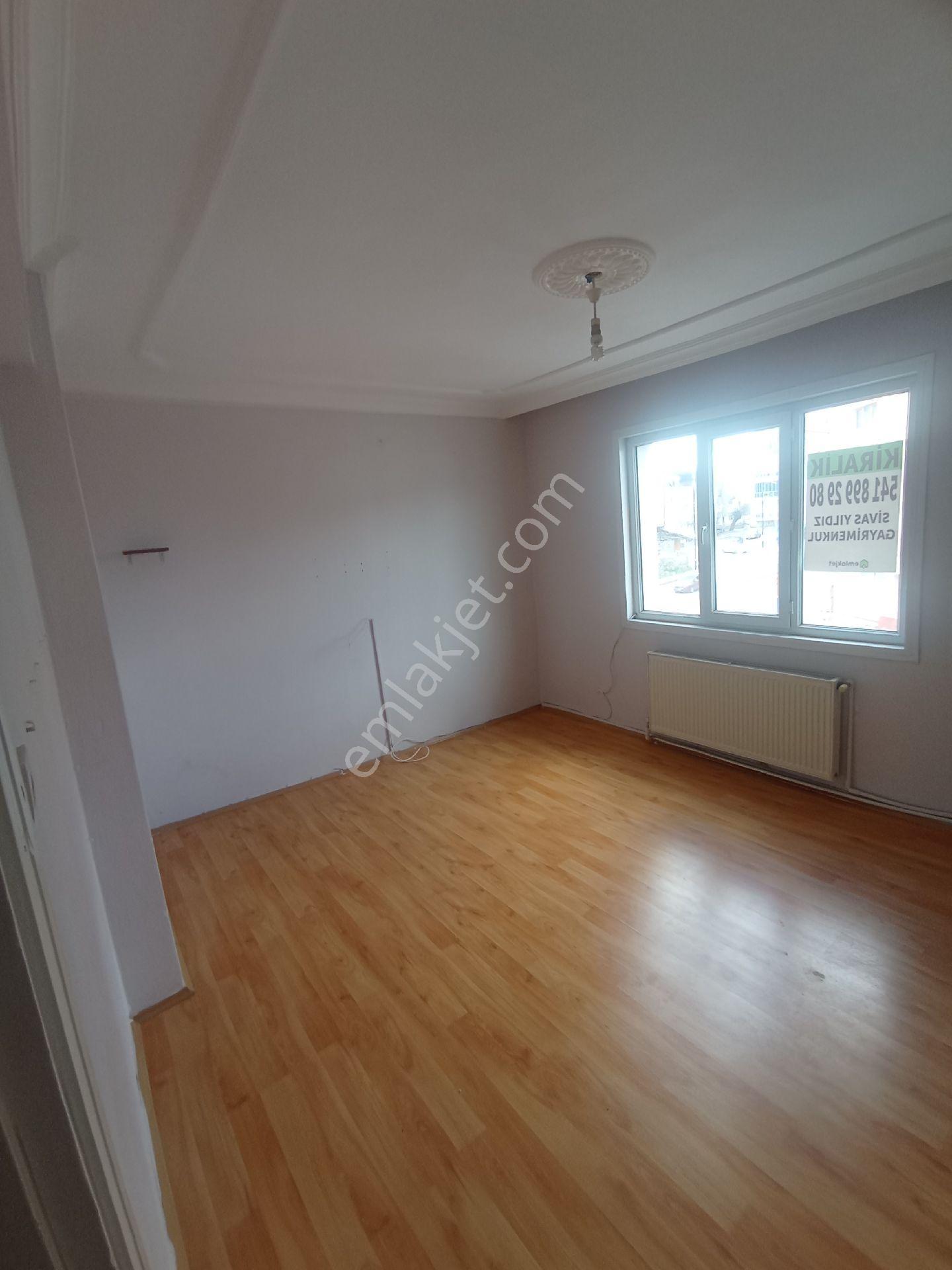 Sivas Yıldız Gayrımenkul'den Abdulvahabi Gazi Caddesinde 2+1 Masrafsız Kiralık Daire - Görsel 17