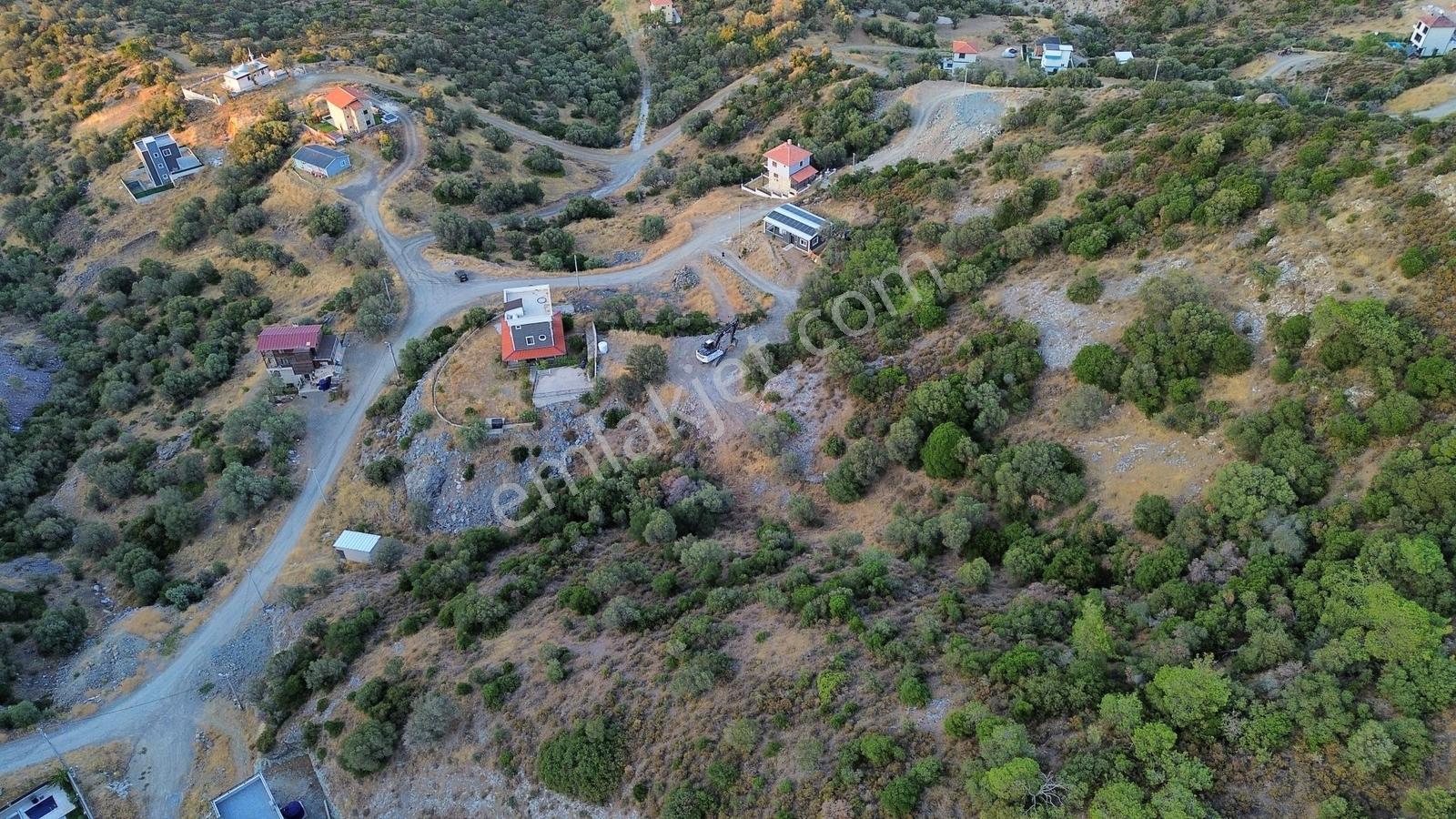 Foça Sazlıca Mevkiinde Satılık Deniz Manzaralı Arsa - Görsel 16