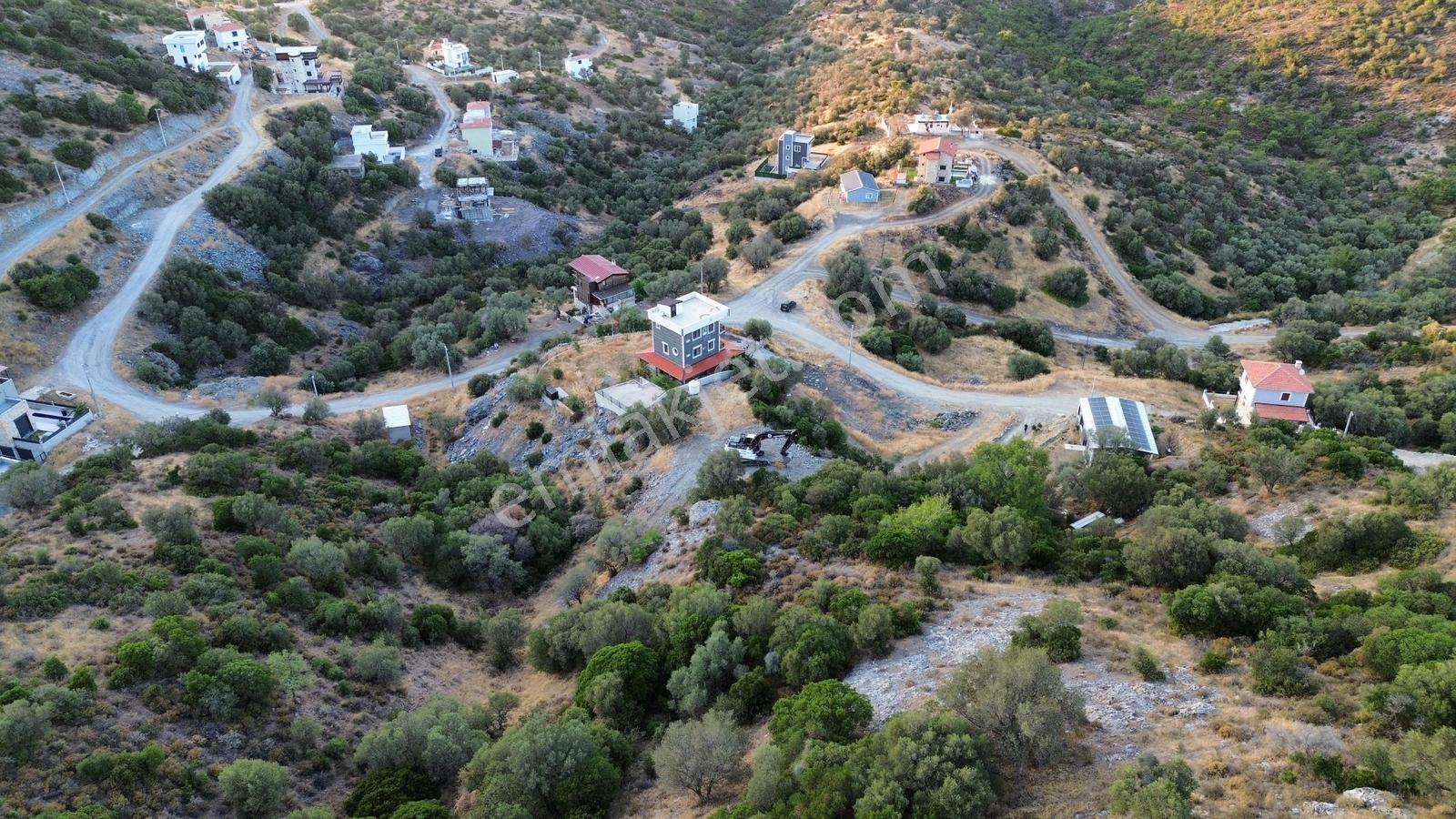 Foça Sazlıca Mevkiinde Satılık Deniz Manzaralı Arsa - Görsel 17