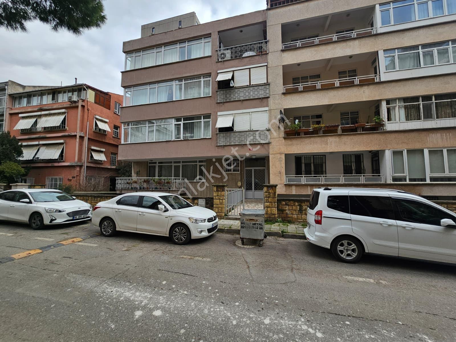 Suadiyede Minibüs Yoluna 50 Metre Mesafede 150 M2 Kombili 3+1 - Görsel 22