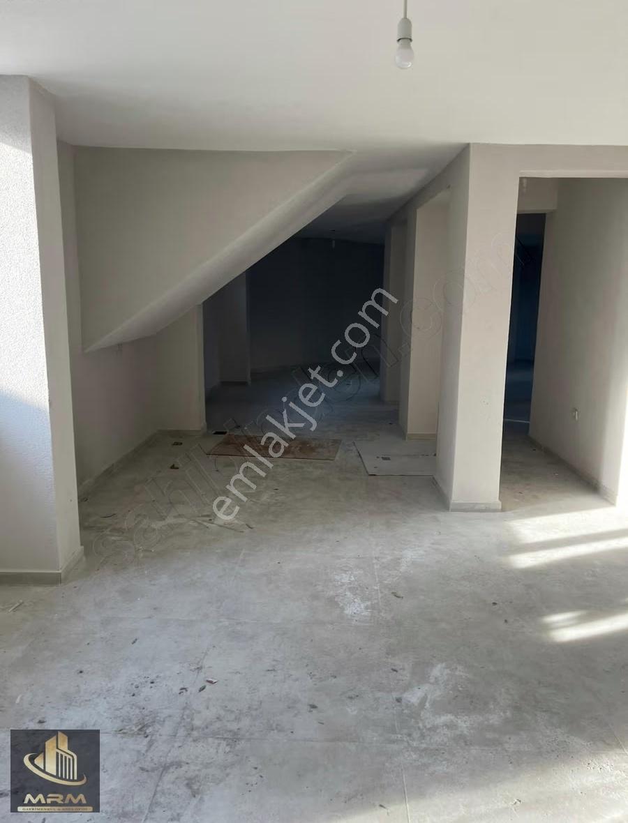 Mrm Gayrimenkul'den Kiralık Cadde Üstü Düzayak Girişli Dükkan - Görsel 10