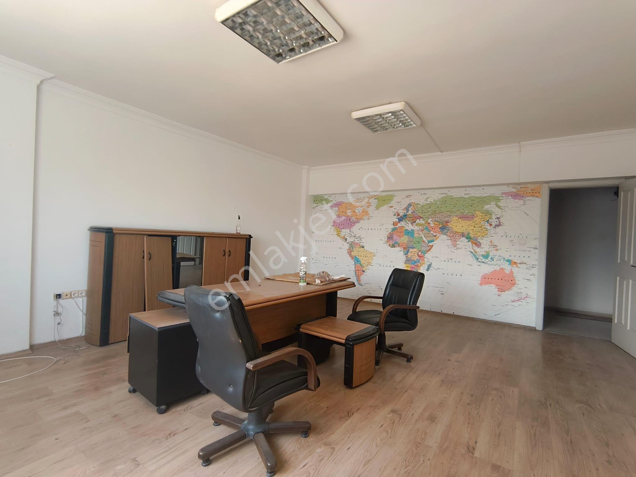 Panayır Mahallesinde Kiralık 680m2 Atölye - Görsel 3