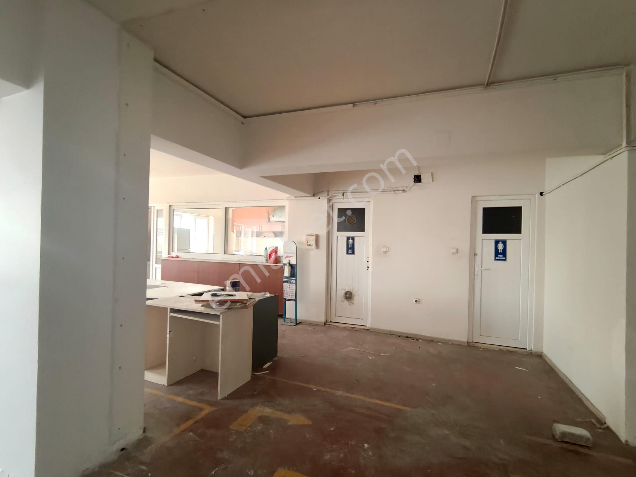 Panayır Mahallesinde Kiralık 680m2 Atölye - Görsel 22