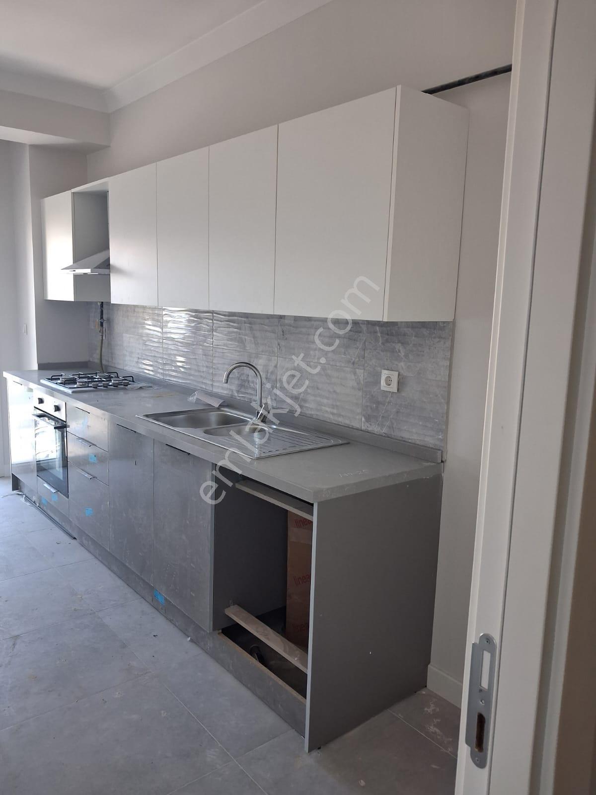 Erenköyde Merkezi Yerde Minübüs Yolunda 2+1 Pay Ölçerli - Görsel 22
