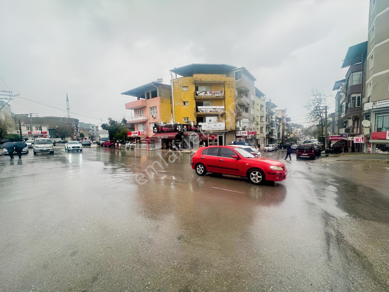Karabağlar Mevlana Camii Yakını 185 M2 / 3+1 Satılık Daire - Görsel 31