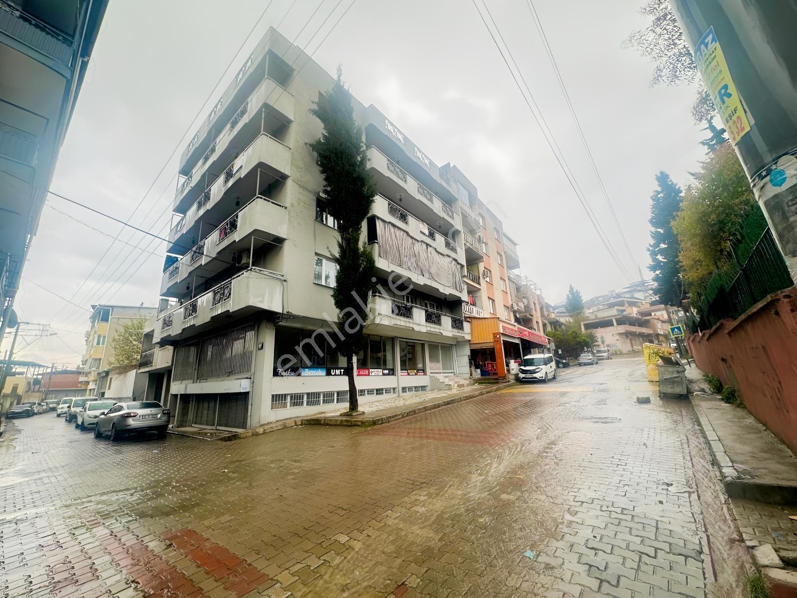 Karabağlar Mevlana Camii Yakını 185 M2 / 3+1 Satılık Daire - Görsel 30