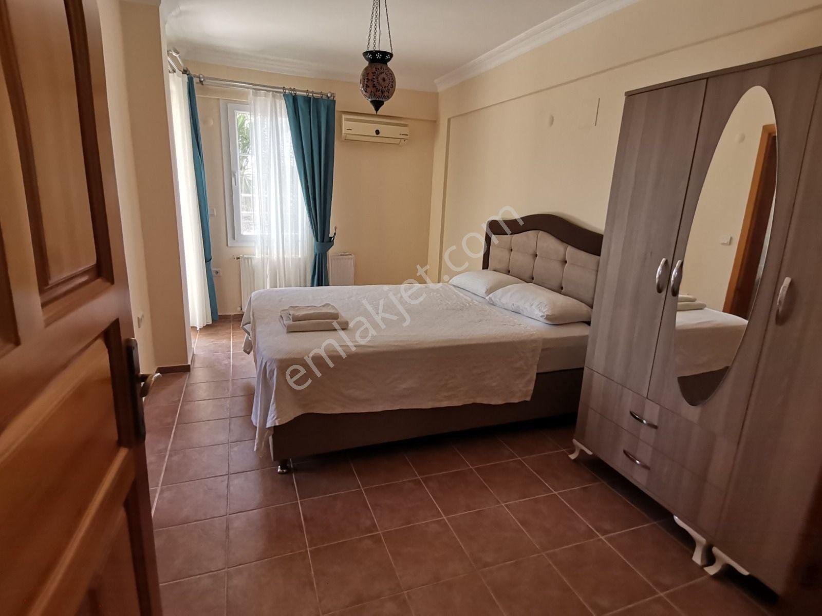 Seydikemer Cumhuriyet Mahallesinde Satılık İkiz Villa - Görsel 19
