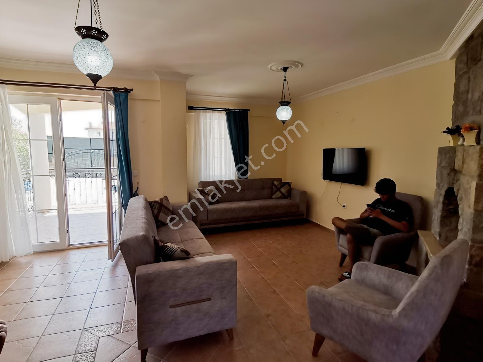 Seydikemer Cumhuriyet Mahallesinde Satılık İkiz Villa - Görsel 23