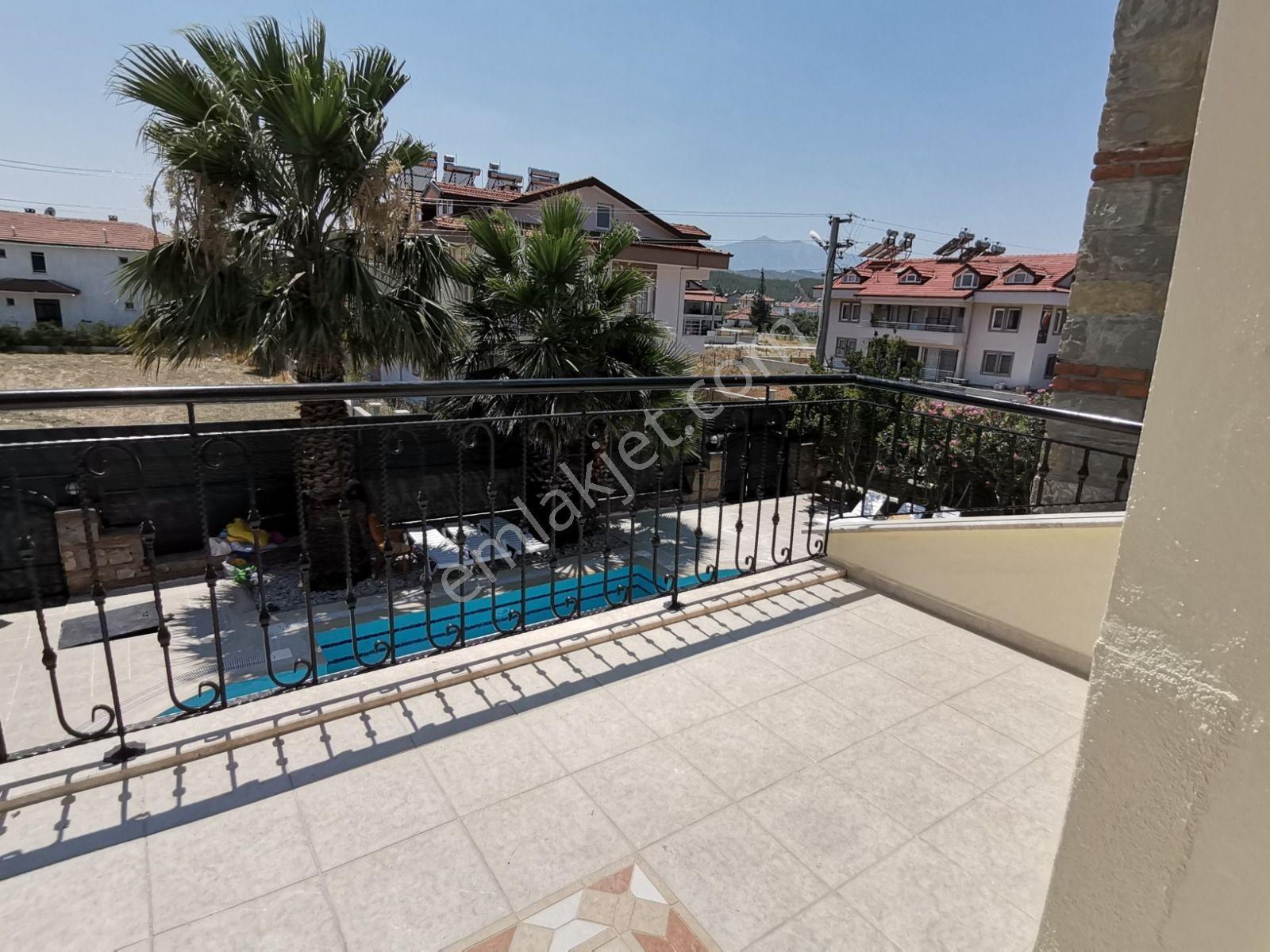 Seydikemer Cumhuriyet Mahallesinde Satılık İkiz Villa - Görsel 16