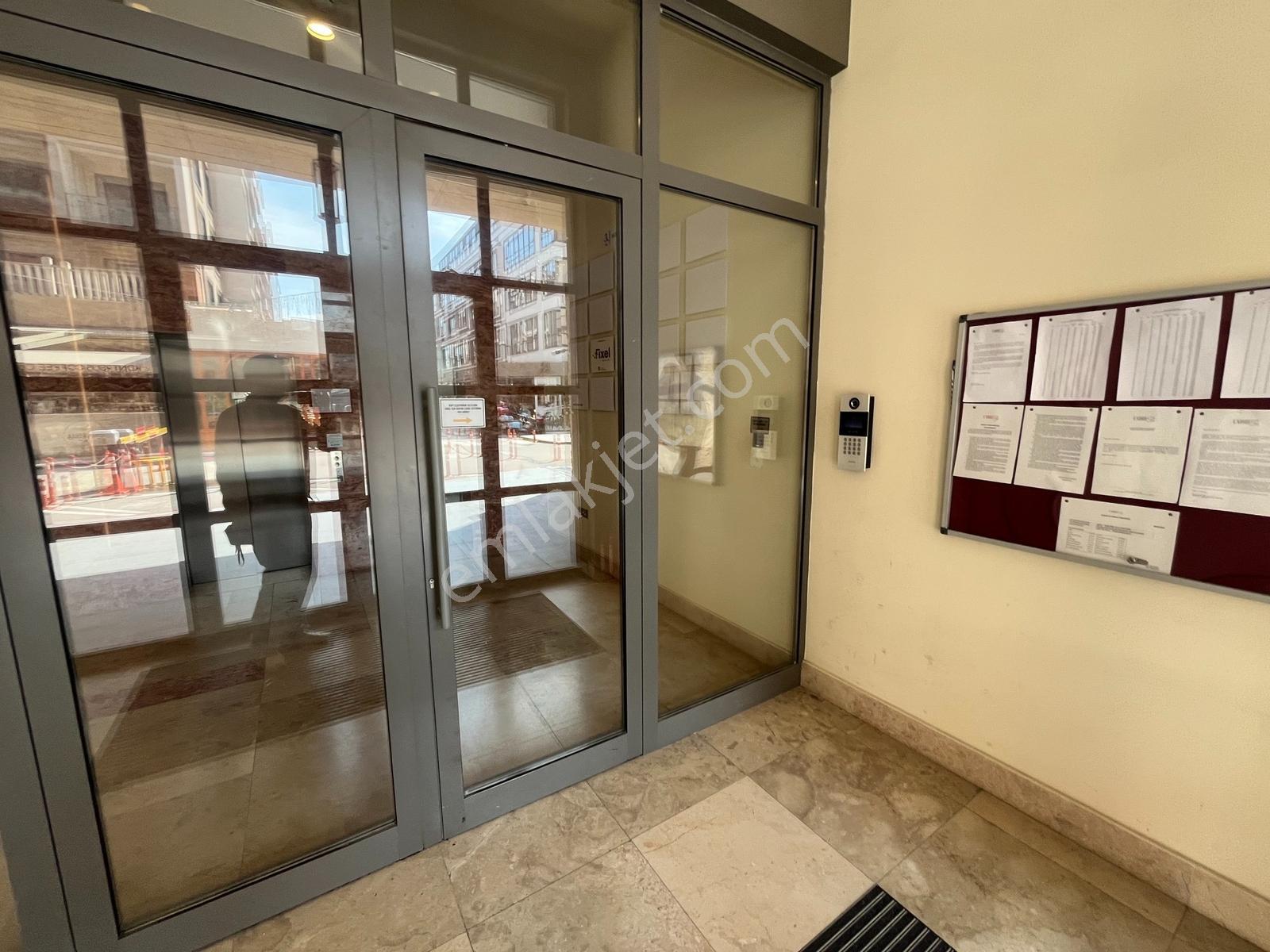 Serdivan Cadde 54 De Kiralık Eşyalı Stüdyo Daire - Görsel 3