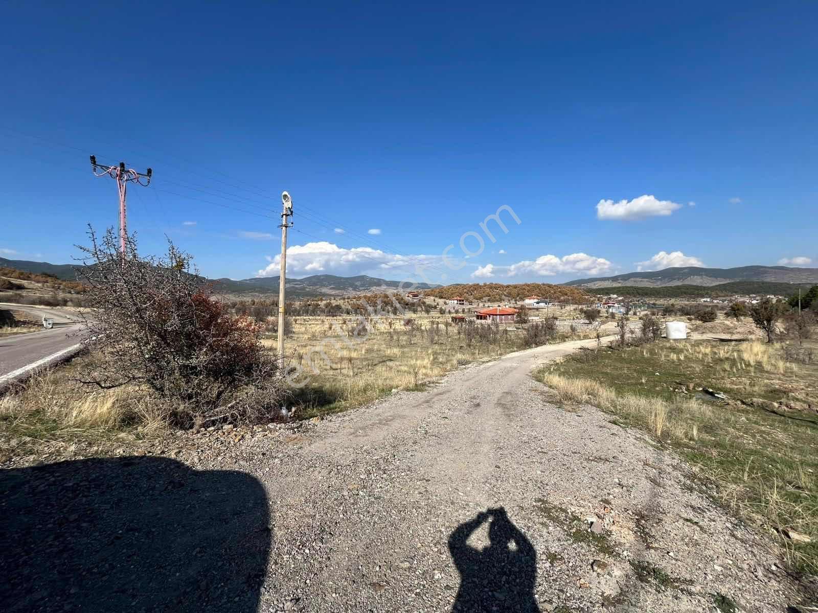 Çamlıdere Beyler'de Taş Duvarı Çekilmiş 600m2 İmarlı Arsa - Görsel 17