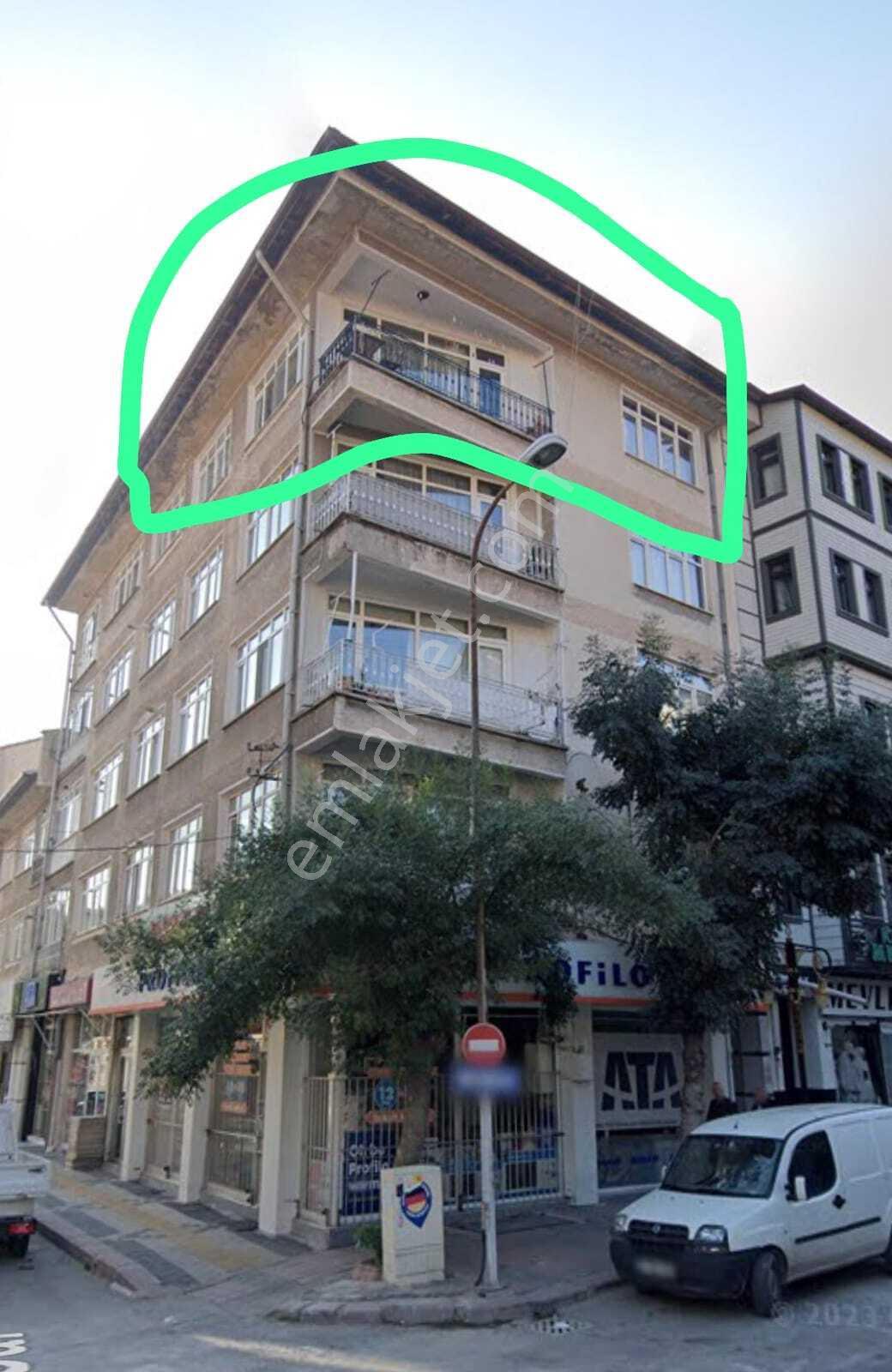 Çarşının Göbeğinde Hisar Manzaralı Daire - Görsel 5