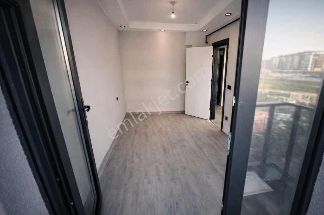 Cumhuriyet Mah. Mah Doğa Park Sitesinde Satılık 1+1 Eşyasız - Görsel 3