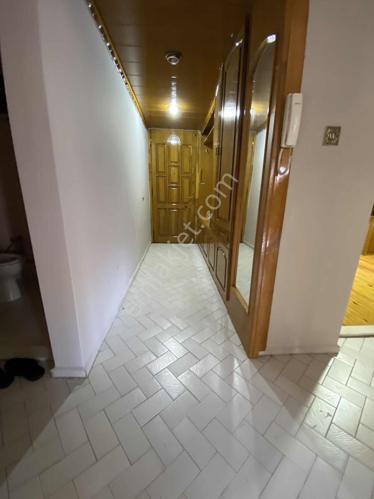 Uysal Emlak'tan İstiklal Caddesi Üzeri 120m2 2+1 1.kat Daire - Görsel 3