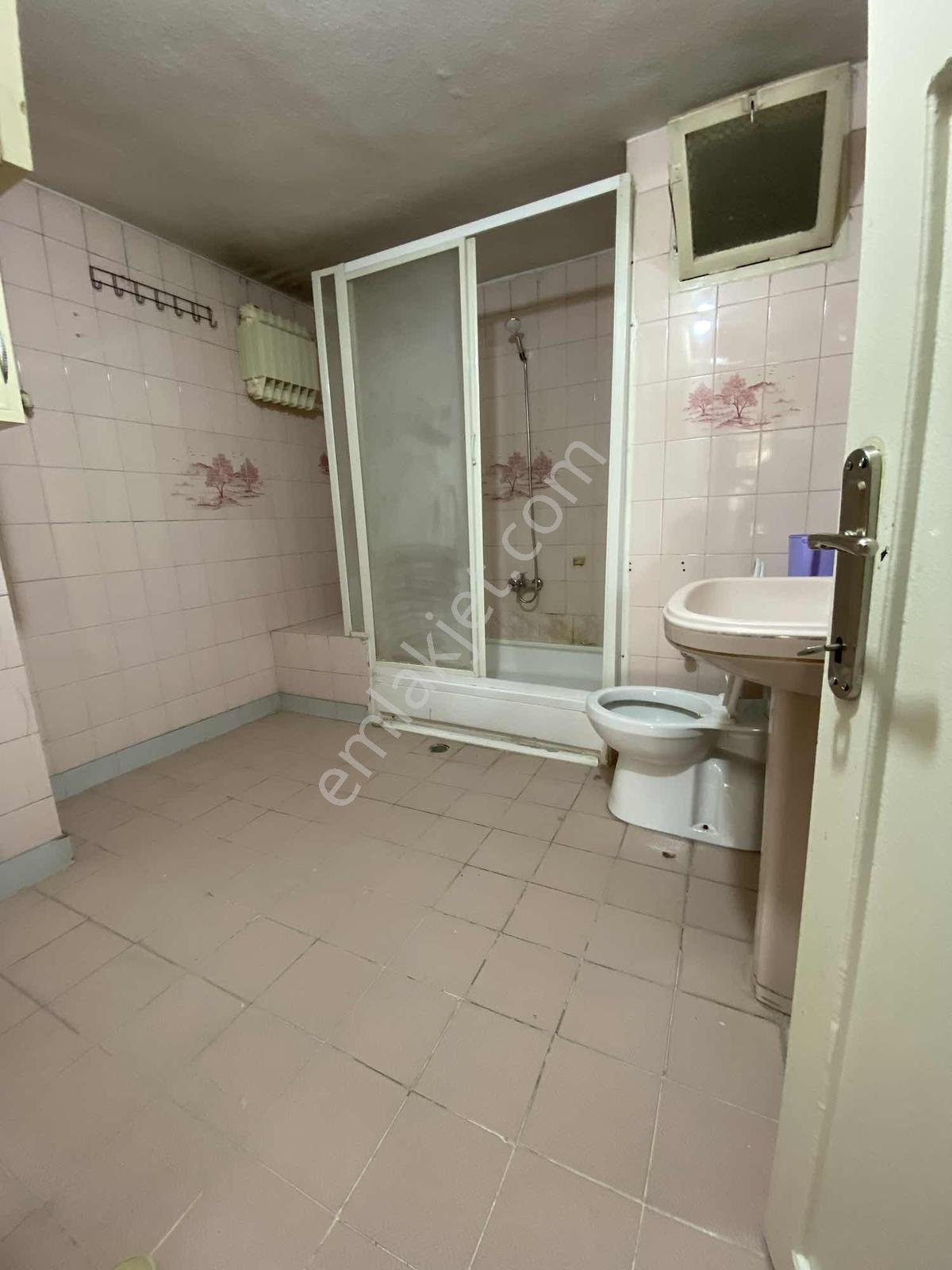Uysal Emlak'tan İstiklal Caddesi Üzeri 120m2 2+1 1.kat Daire - Görsel 7
