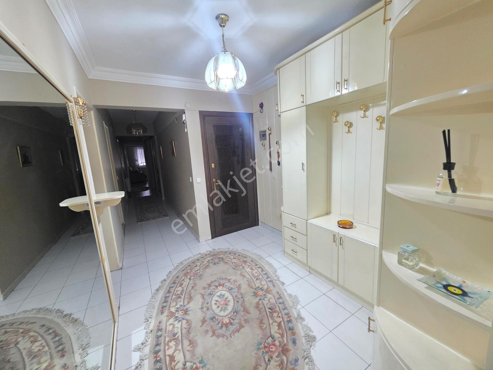 Marvera 'dan Marmaris Te Denize Yakın Kiralık 3+1 Eşyalı Daire - Görsel 10