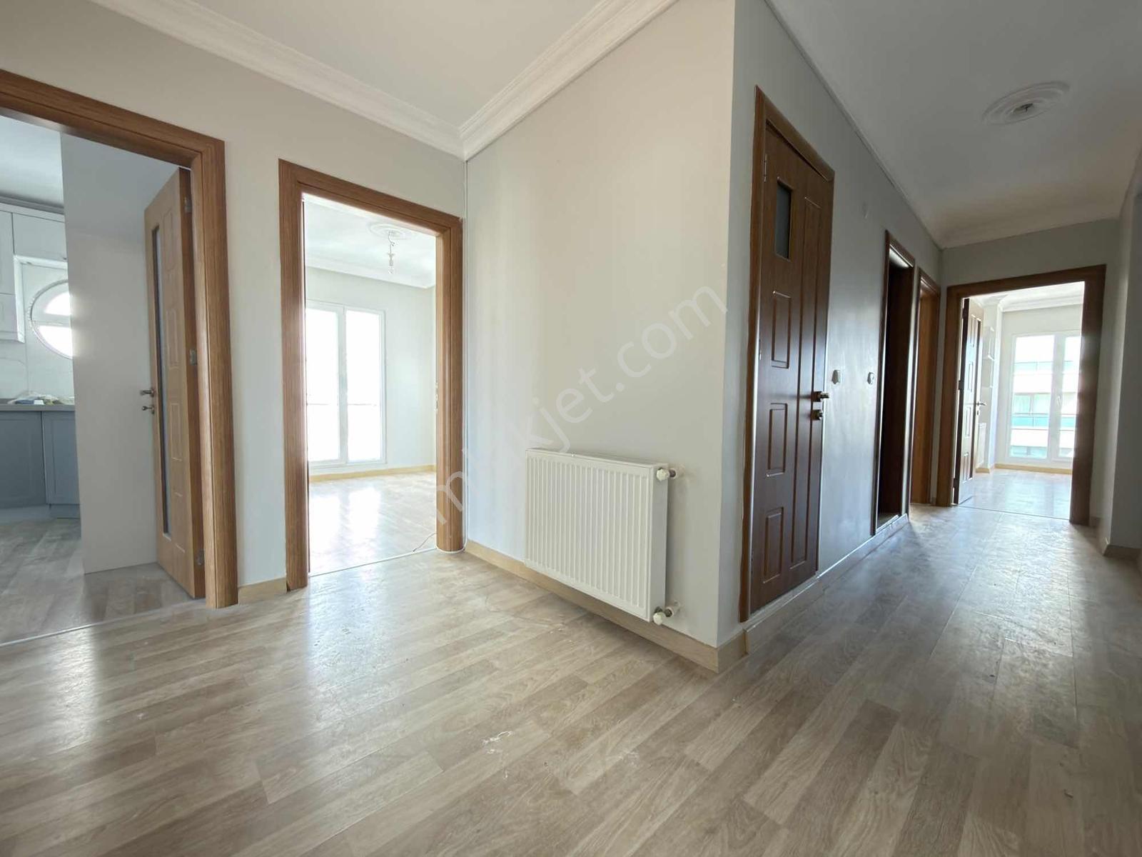 Hamitlerde Manzaralı Arakat 3+1 Daire - Görsel 33